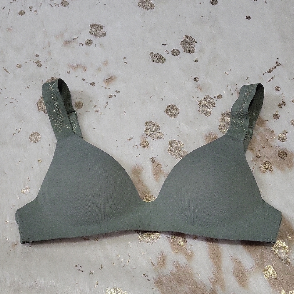 Seamless Olive Green Bra